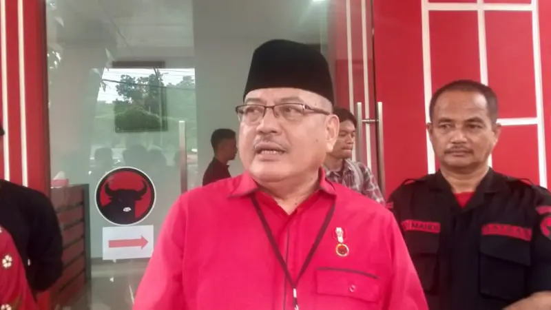 Ketua Tim Penjaringan Cakada DPD PDI Perjuangan Lampung, Watoni Noerdin. Foto: (Liputan6.com/Ardi)