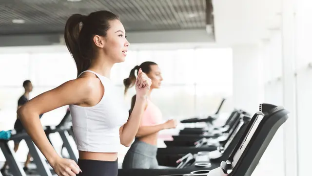 Kapan Sih Waktu yang Tepat Mengaplikasikan Body Lotion? Ternyata Ini Jawabannya!