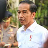 Presiden Jokowi akan mengundang ribuan tamu dalam acara pernikahan putri keduanya, Kahiyang Ayu dan Bobbu Nasution. Pernikahan akan dihelat pada Rabu, (8/11) di gedung Graha Saba Buana. (Adrian Putra/Bintang.com)