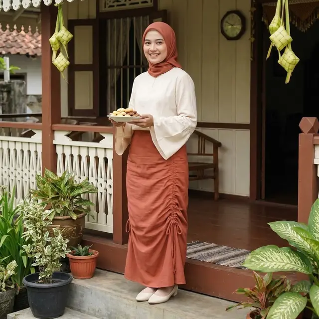Set Rok Serut dan Blouse Lengan Lonceng (Gemini AI)