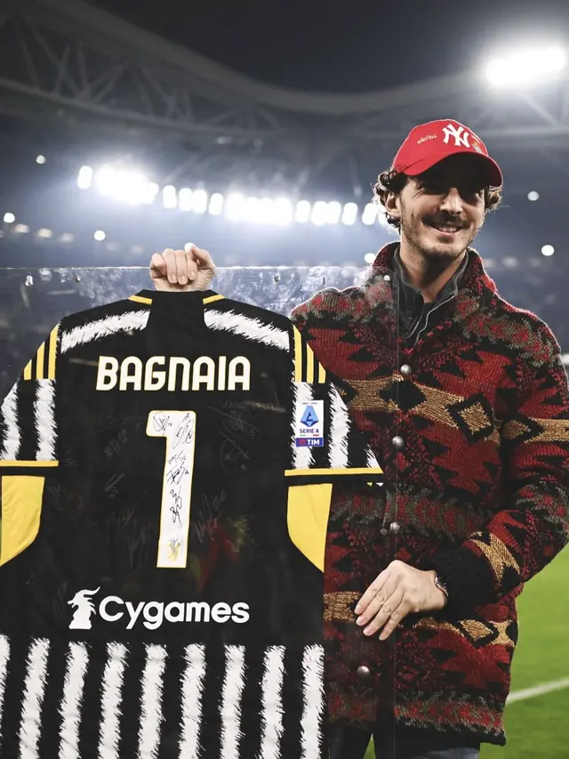 FOTO Francesco Bagnaia Nonton Laga Juventus Vs Napoli