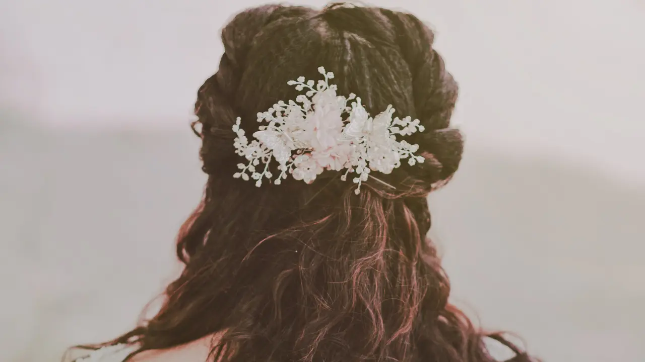 Ilustrasi Pengantin Wanita