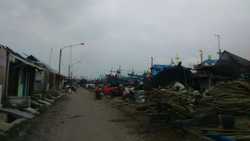 Suasana kampung nelayan Tegal, Jawa Tengah, Jumat (2/2/2018). (Maul/Liputan6.com)