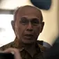 Mantan Kas Kostrad Kivlan Zen memberikan keterangan kepada awak media saat tiba memenuhi panggilan di Gedung Bareskrim Mabes Polri, Jakarta, Senin (13/5/2019). Kivlan datang ke Bareskrim pada 10.15 WIB. (merdeka.com/Iqbal Nugroho)