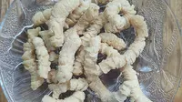 7 Rahasia Kue Akar Kelapa Tetap Garing dan Tidak Serap Minyak, Renyah dan Lezat