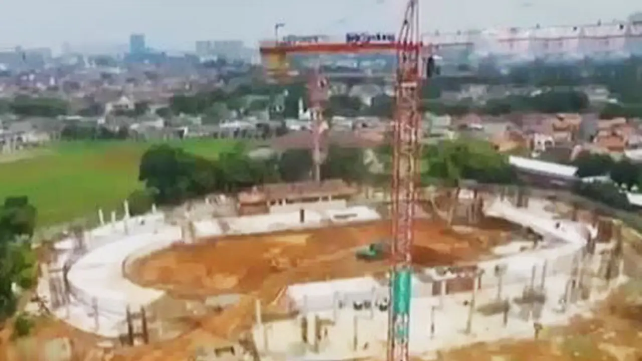 Ahok janji proyek pembangunan infrastruktur Asian Games 2018 beres tepat waktu. 