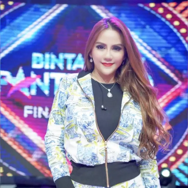 6 Potret Terbaru Nita Thalia yang Divonis Mengalami Kerusakan Saraf Otak