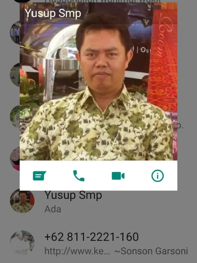 Salah satu foto mediang Yusuf, salah satu pengajar SMPN 2 Pangatikan di Garut, yang meninggalkan saat mengisi e-rapot