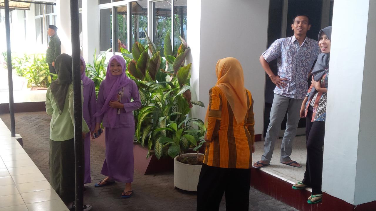 Gempa Ternate, Gempa Bali, Gempa Sumbawa