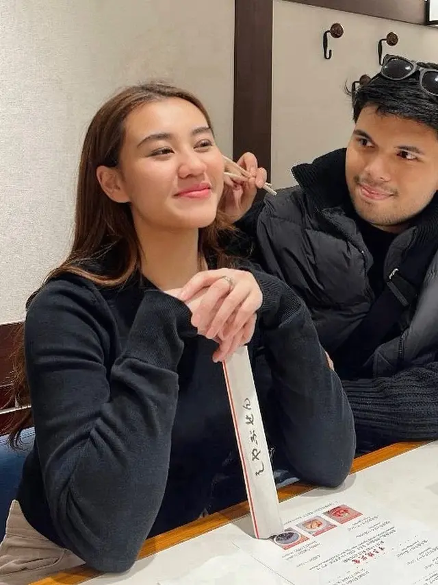 Potret Aaliyah Massaid Pamer Foto Berdua Bareng Thariq Halilintar, Makin Mesra