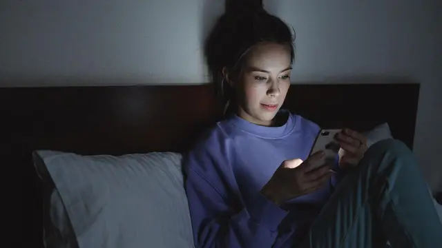 Sering Menunda Tidur Meski Mengantuk? Kenali Revenge Bedtime Procrastination