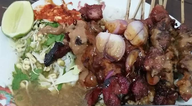 Nasi becek, kuliner khas Nganjuk, Jawa Timur. (dok. Instagram @uchie_erry/https://www.instagram.com/p/BdhHZwgnaCb/Asnida Riani)