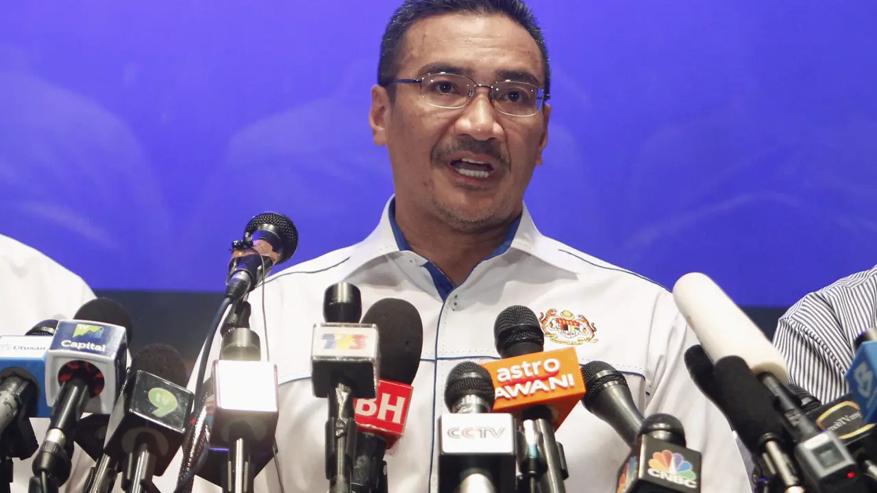 Menteri Pertahanan dan Transportasi Malaysia Hishamuddin Hussein