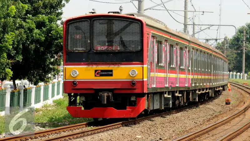 Tawuran dan Pembakaran Sampah, Penyebab 	Perjalan KRL Tergangu 