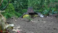 [VIDEO] Evakuasi Korban Longsor Kudus Terhambat Cuaca