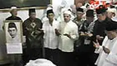 Presiden Susilo Bambang Yudhoyono menyatakan KH. Dr.Idham Chalid adalah tokoh besar bangsa dengan pemikiran yang besar pula. 