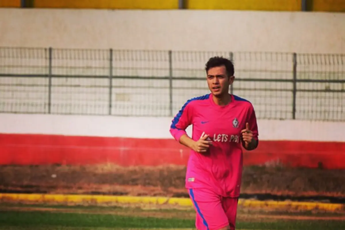 [Bintang] Rifky Balweel