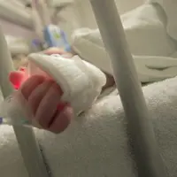 Tak hanya down syndrome dan infeksi paru-paru, bayi berusia 8 tahun ini juga mengalami beberapa masalah kesehatan lainnya. Dan inilah kisah hidup Muhammad Al-Fatih. (Ilustrasi: VideoBlocks)