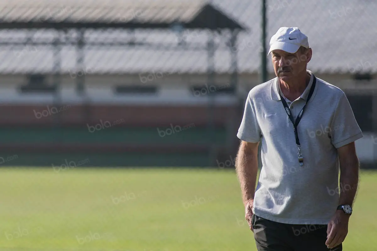 Alfred Riedl