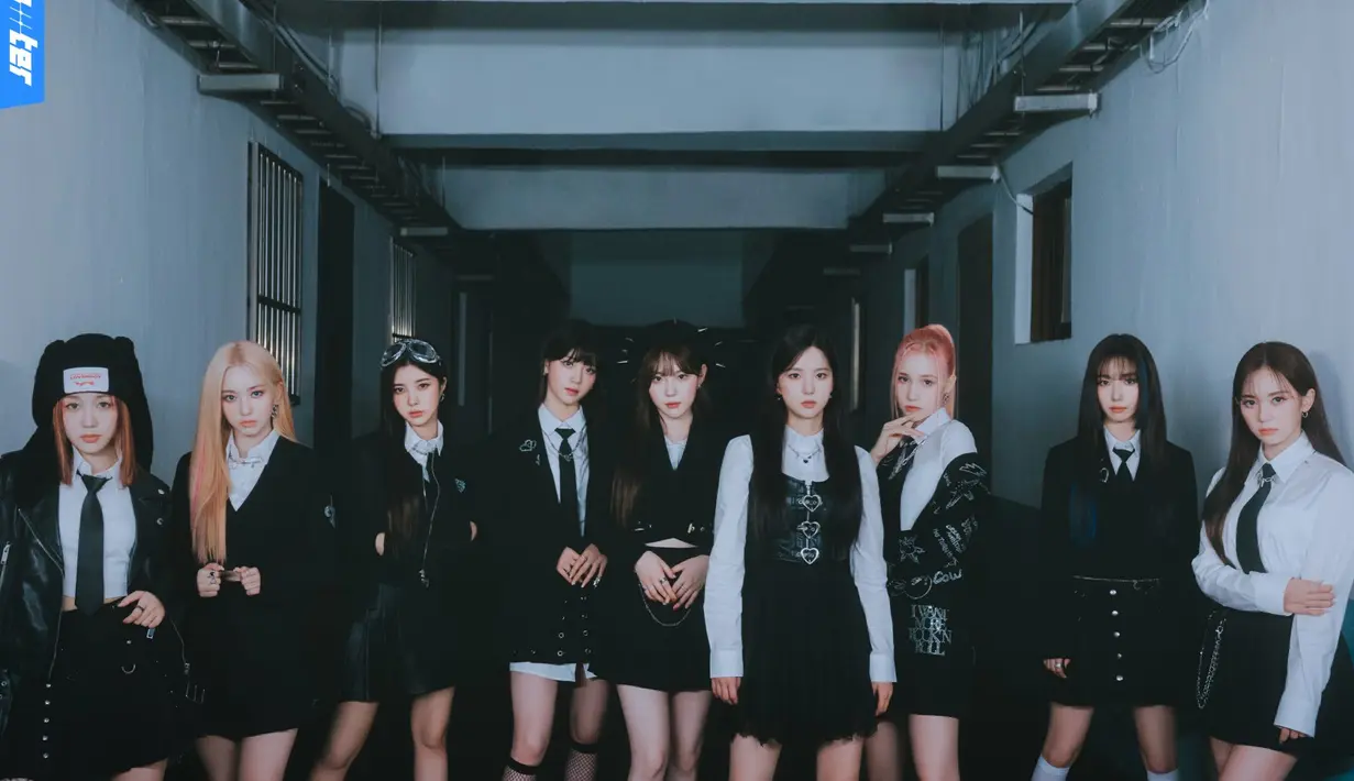 Kep1er. (WakeOne - Swing Entertainment via Soompi)