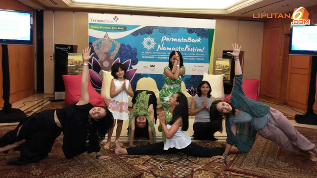yoga-baru-131129b.jpg