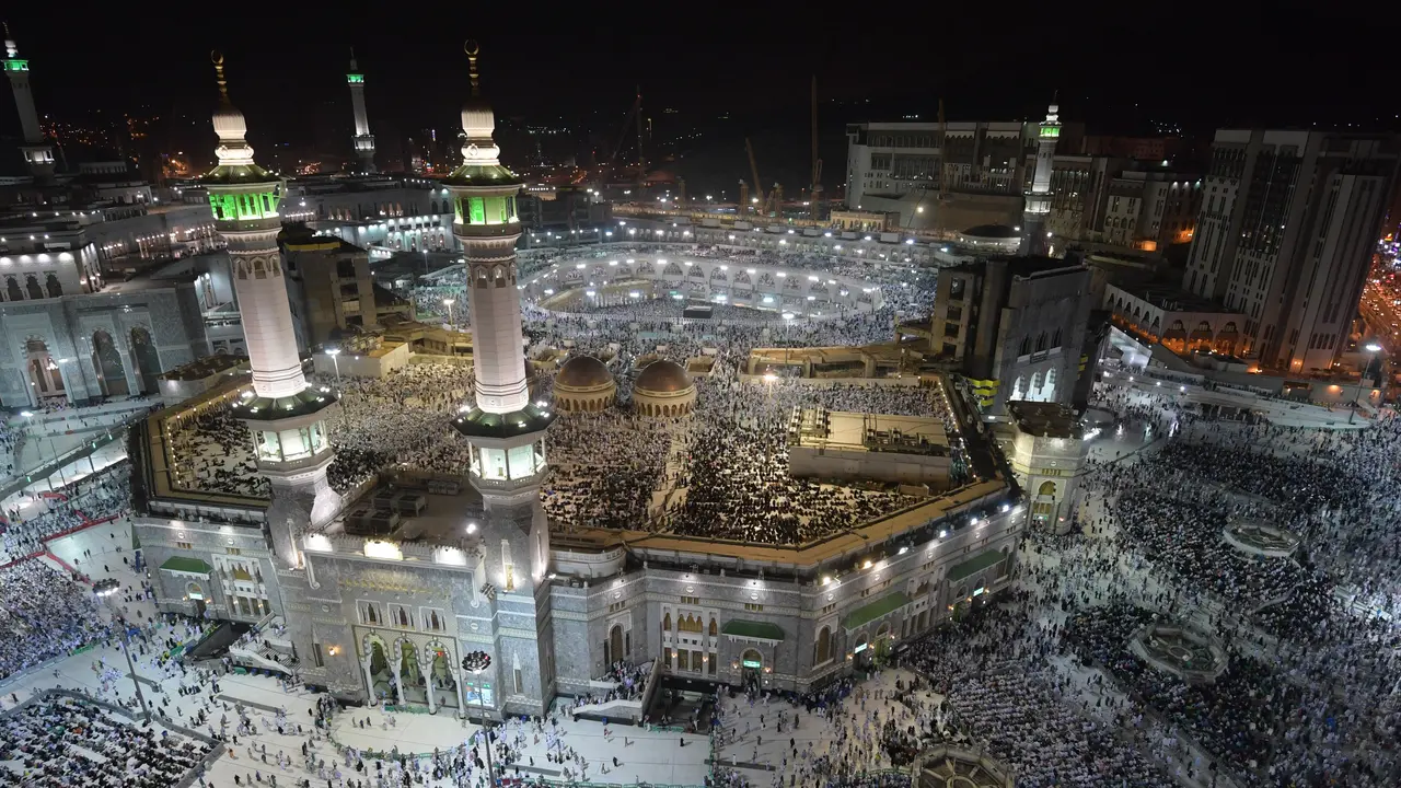 Wow, Begini Pemandangan Masjidil Haram dari Ketinggian