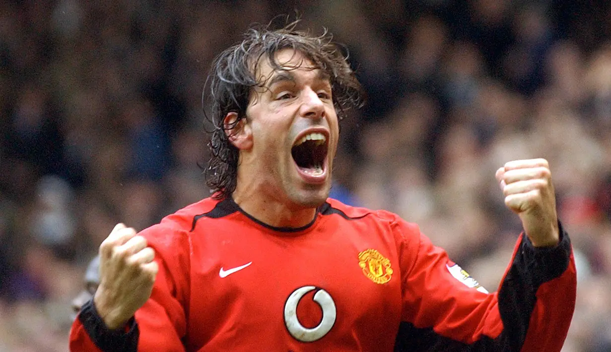 2. Ruud Van Nistelrooy - Bomber asal Belanda ini merupakan mesin gol mematikan dari Sir Alex Ferguson. Sebanyak 150 gol diciptakannya bersama Manchester United sebelum akhirnya hijrah ke Real Madrid. (AFP/Paul Barker)