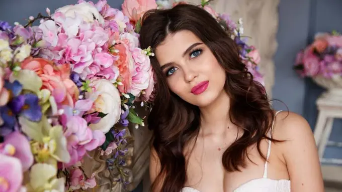 Kamu Mama Muda? Ini Dia Makeup yang Pas untuk Antar Anak Sekolah