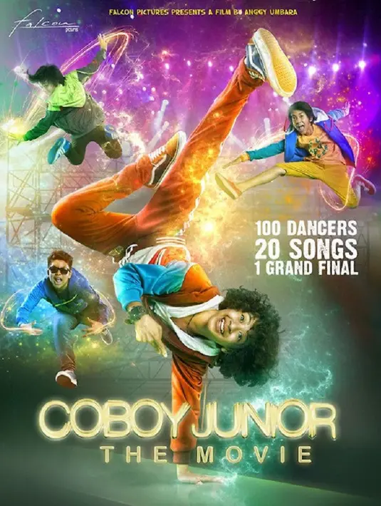 Setelah Elang, Iqbaal Ramadhan bermain dalam film Coboy Junior The Movie. Film itu menceritakan kisah perjuangan Coboy Junior ikut kompetisi nyanyi dan menari terbesar di Indonesia. (Foto: falcon.co.id)