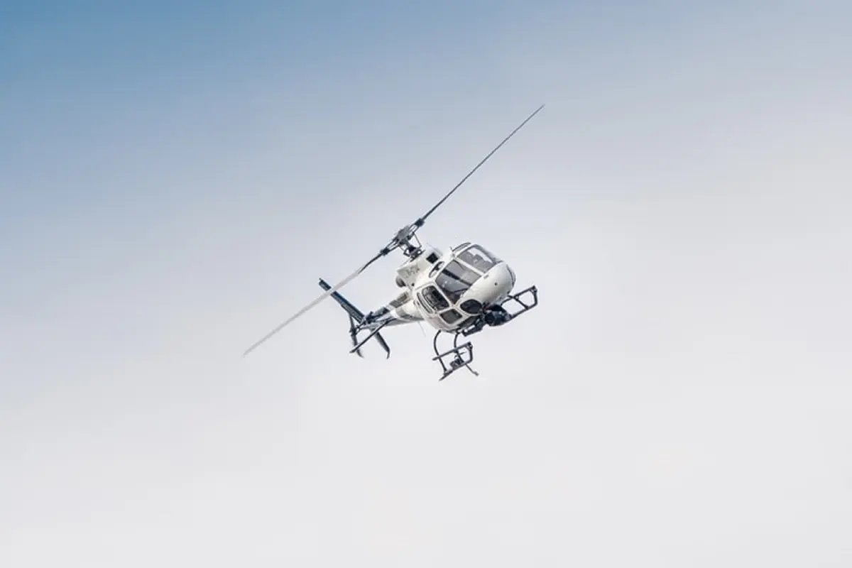 Ilustrasi helikopter jatuh