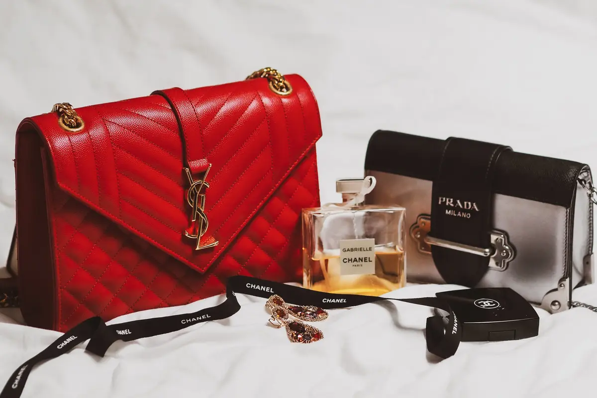 Tips Aman Berburu Tas Preloved Branded Secara Online, Pemula Wajib Tahu