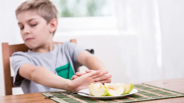 Picky Eater Adalah Suka Pilih-Pilih Makanan, Ini Penyebab dan Cara Mengatasinya