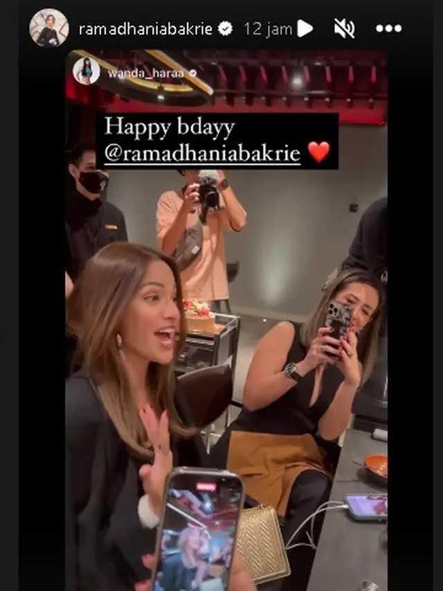Titi Kamal kumpul bareng Geng Cendol di resto milik ayu Dewi (Foto: Instagram wanda_haraa)