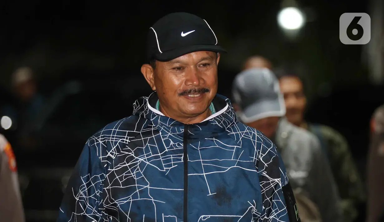 Tim KPK juga mengamankan barang bukti dalam bentuk uang tunai senilai ratusan juta rupiah. Tampak dalam foto, Wali Kota Madiun, Maidi saat tiba di Gedung Merah Putih Komisi Pemberantasan Komisi Pemberantasan Korupsi (KPK), Jakarta, Senin (19/1/2026). (Liputan6.com/Helmi Fithriansyah)