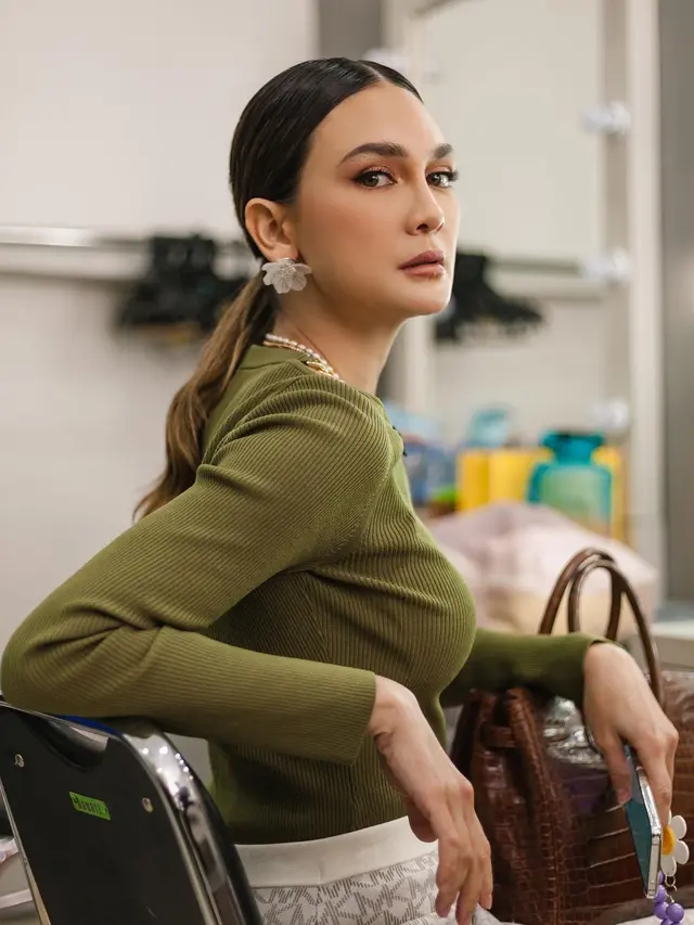Luna Maya. (Foto: Dok. Instagram @lunamaya)