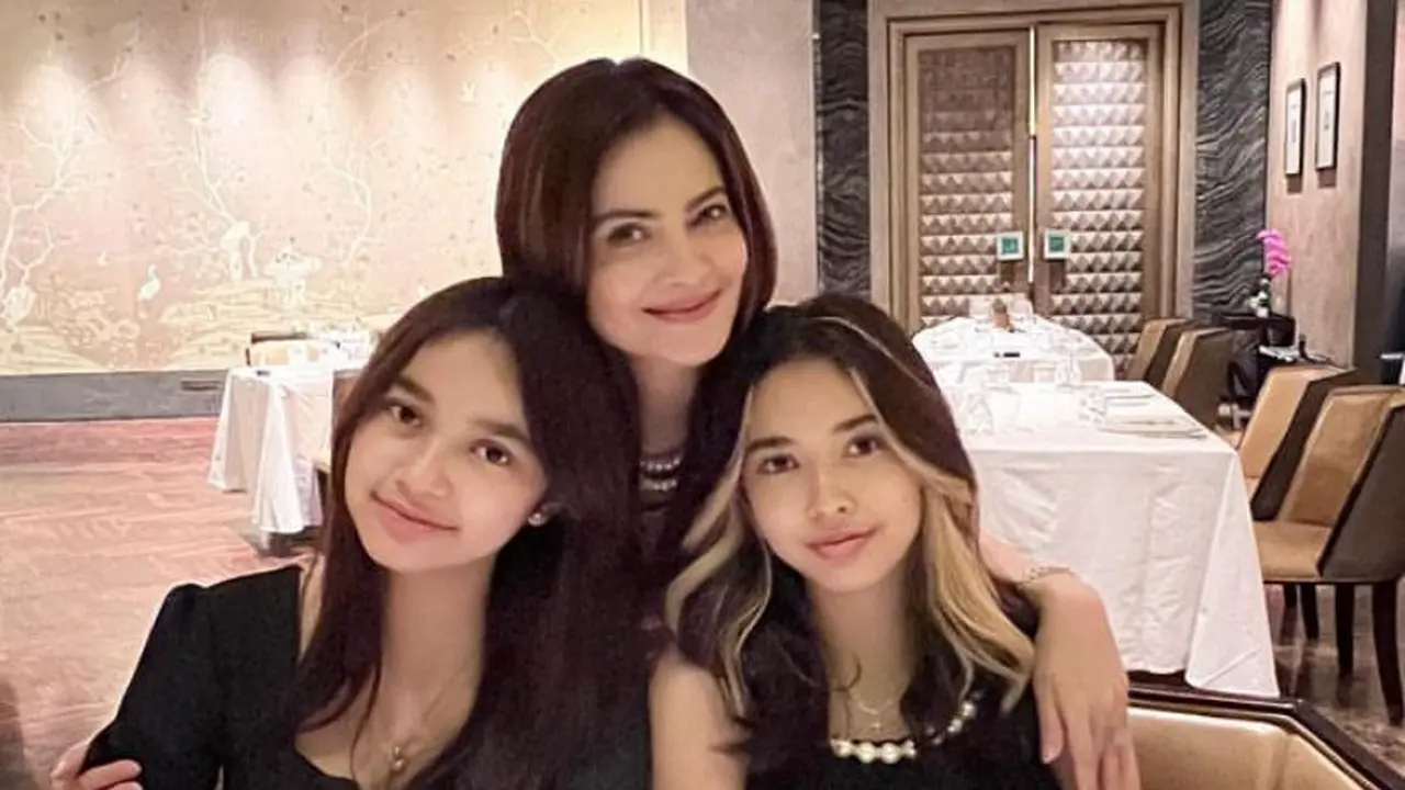 Artis Buktikan Jadi Ibu Tiri Tak Harus Jahat