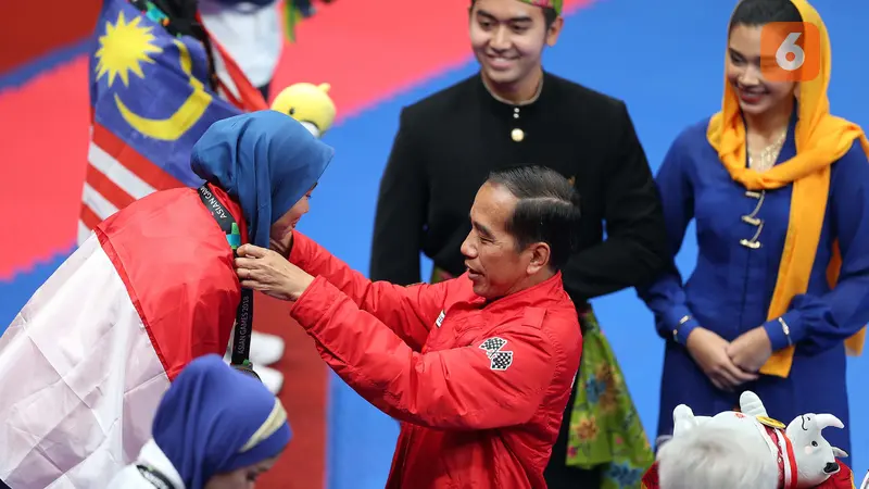 Taekwondo : Defia Rosmaniar