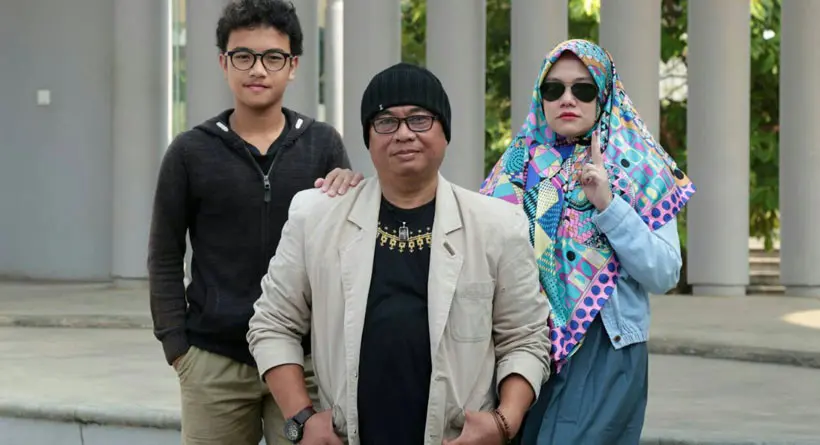 Boedie Soekarno bersama istri, Sarie dan putranya, Daffa. (istimewa)