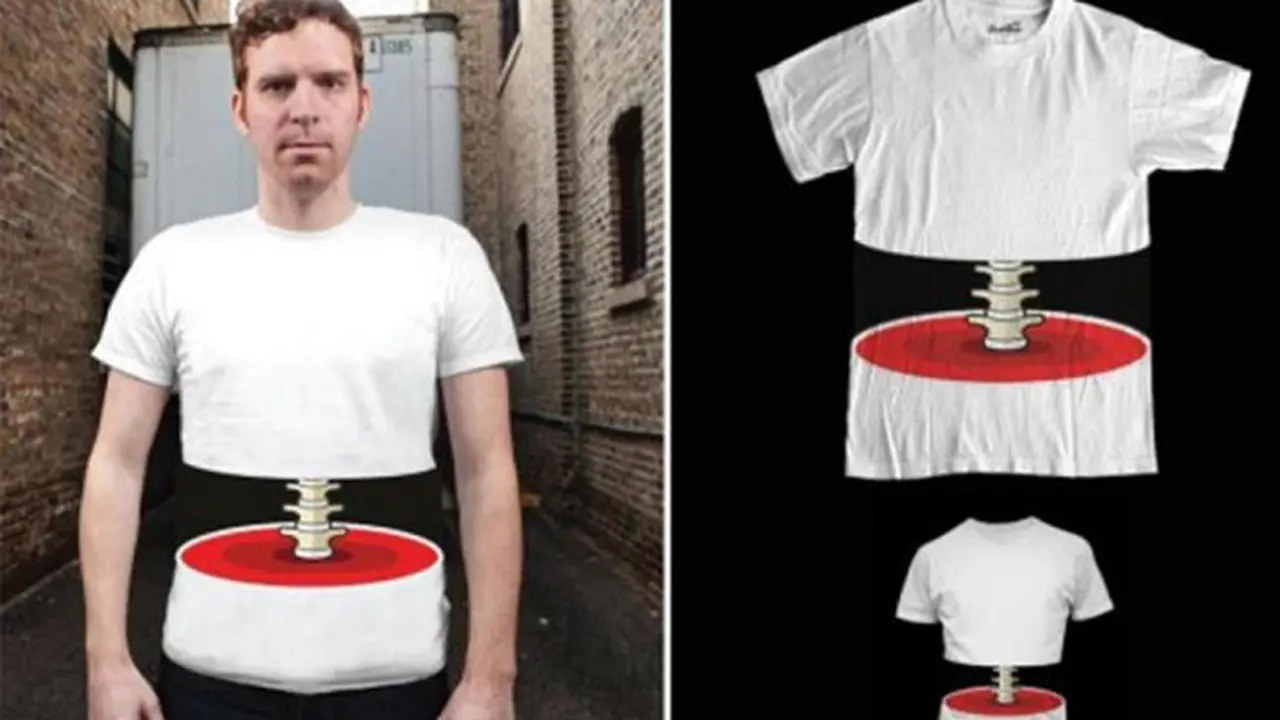 18 Desain Baju Unik Ini Gak Cocok Banget Dipakai Saat Lebaran
