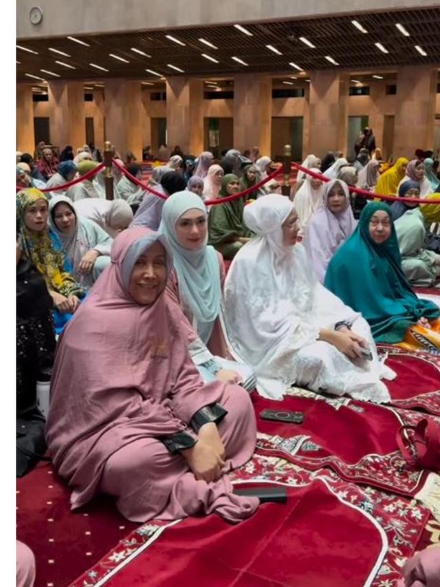 6 Potret Celine Evangelista Bertemu Menteri Agama Nasaruddin Umar, Ikut Kajian