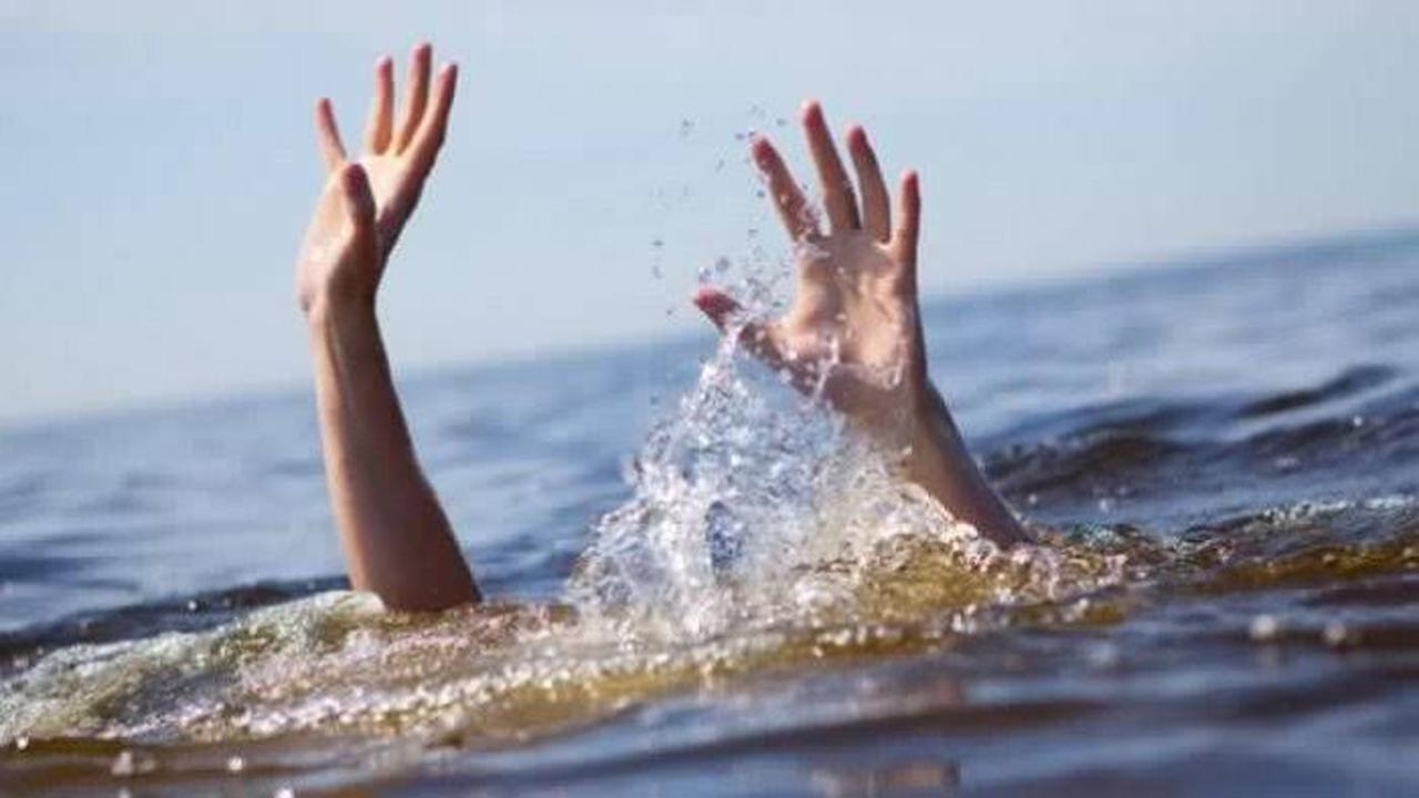 Ilustrasi orang tenggelam di tengah laut (Istimewa)