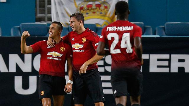 Gol Sanchez dan Herrera Antar MU Kalahkan Real Madrid