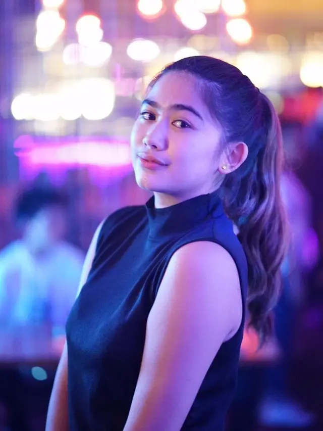 7 Potret Pacar Baru Daniel Wenas, Disebut Mirip Mikha Tambayong