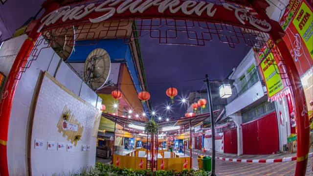 Teras Surken, Spot Kuliner Beragam Jajanan Legendaris di Tengah Kota Bogor