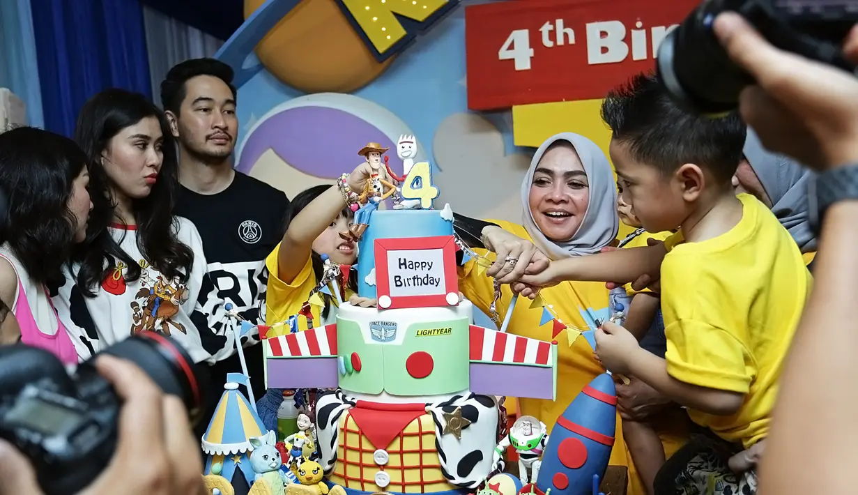 Ultah Rafathar Anak Raffi Ahmad-Gigi (Bambang E Ros/Fimela.com)