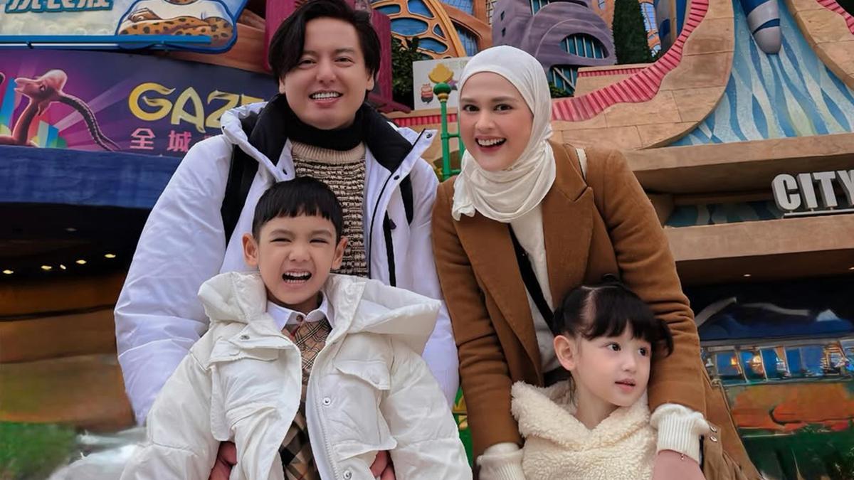 6 Potret Cut Meyriska dan Roger Danuarta Liburan ke Zootopia Land Shanghai