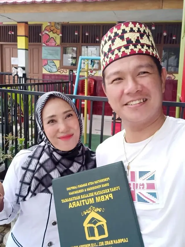 6 Momen Andika Mahesa Kangen Band Dapat Ijazah Paket C Setara SMA