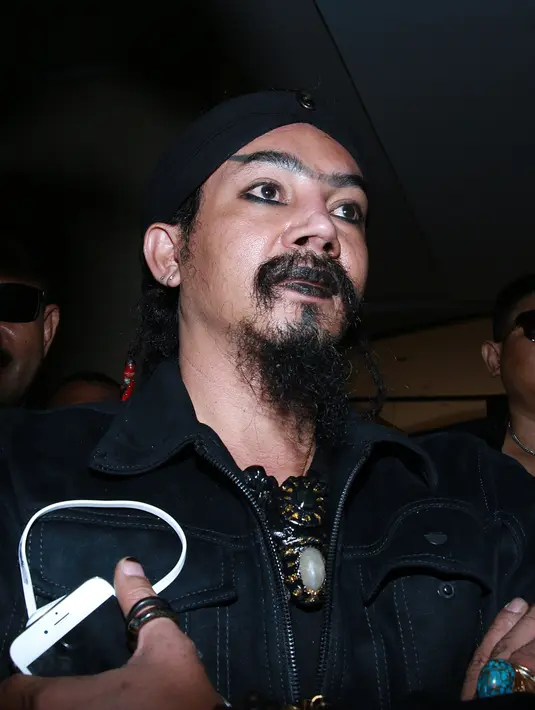 Pesulap Limbad terlibat kasus pencurian mobil Honda Jazz di Apartemen French Walk, Kelapa gading, Jakarta Utara. (Deki Prayoga/Bintang.com)