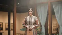 Model Baju Lurik Kekinian (created by AI)