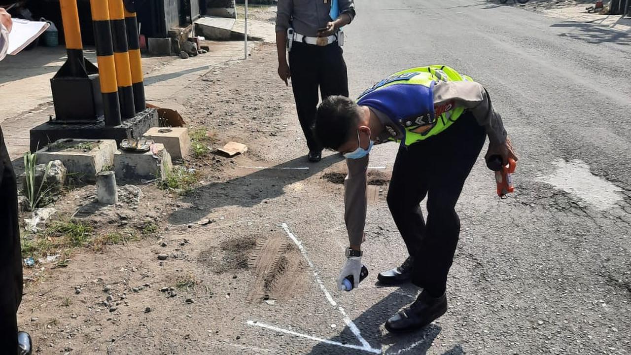 Polisi Olah Tempat Kejadian Tabrak Lari